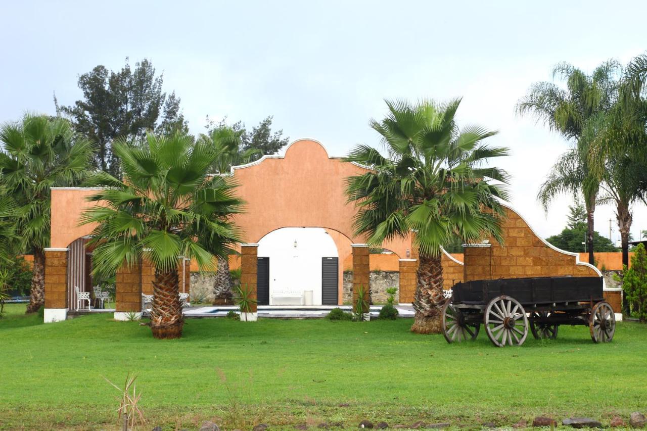 Hotel Meson Del Puente Acámbaro Exterior foto